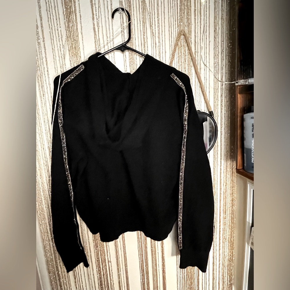 Umgee cropped sweater with glitter striped leaves